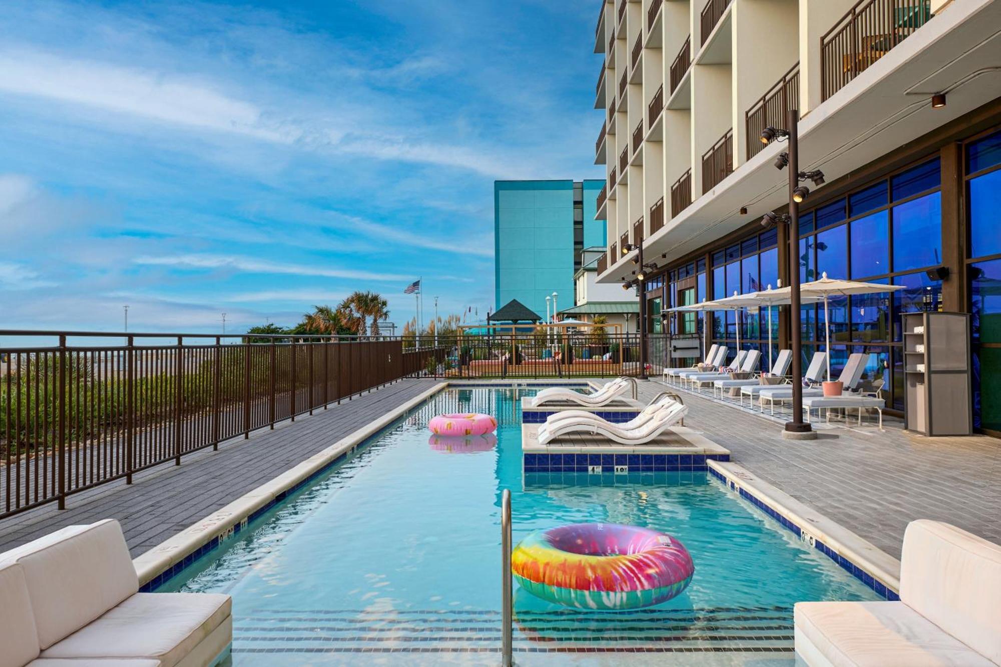 Moxy Virginia Beach Oceanfront エクステリア 写真