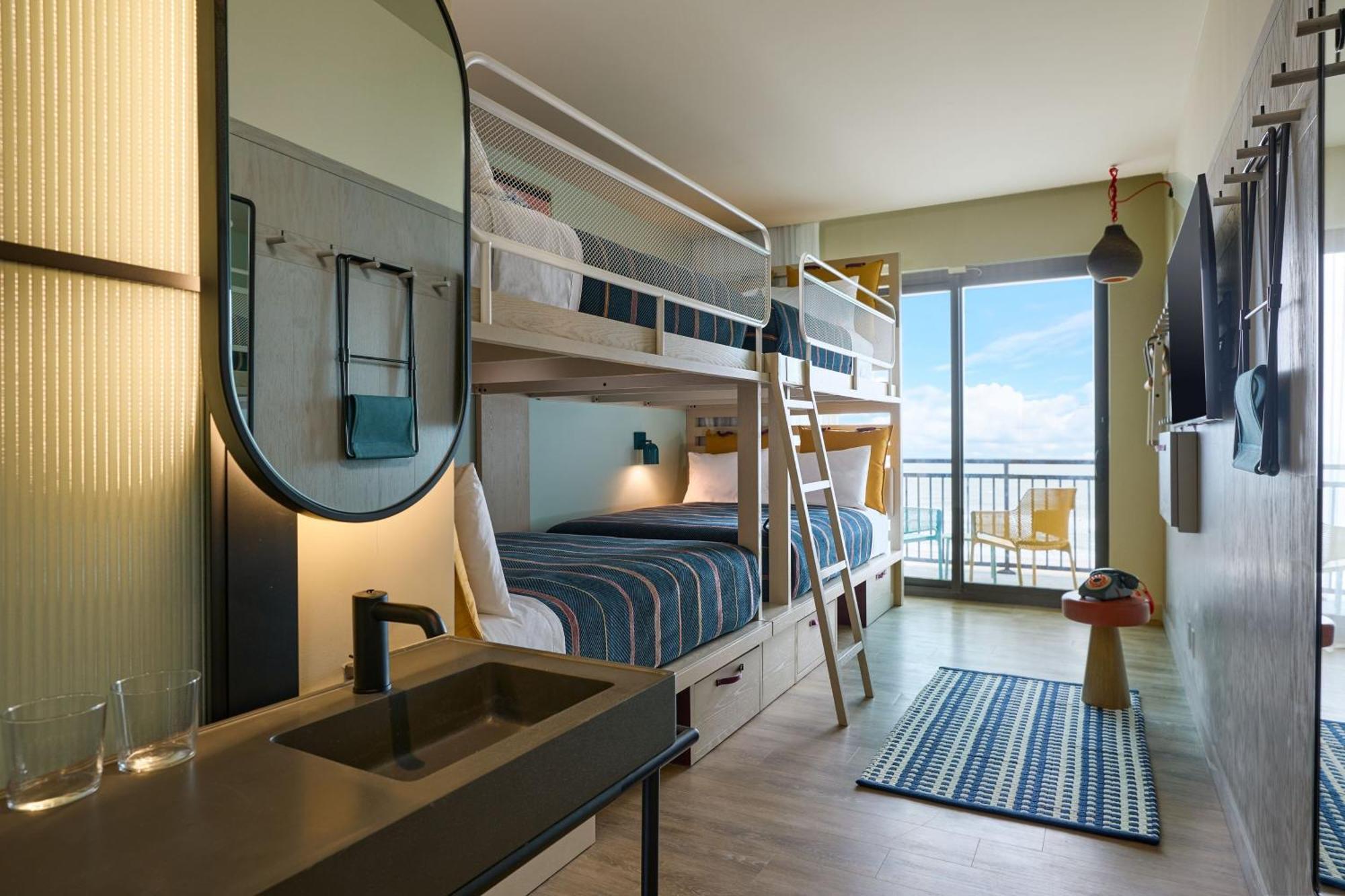 Moxy Virginia Beach Oceanfront エクステリア 写真